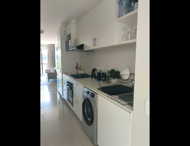 2 BEDROOM APARTMENT FOR SALE IN UMHLANGA RIDGE
